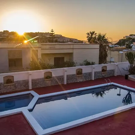 Djukel With Pool Mellieħa
