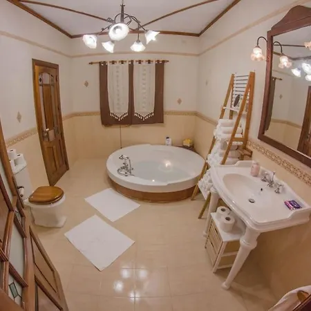 Djukel With Pool Villa